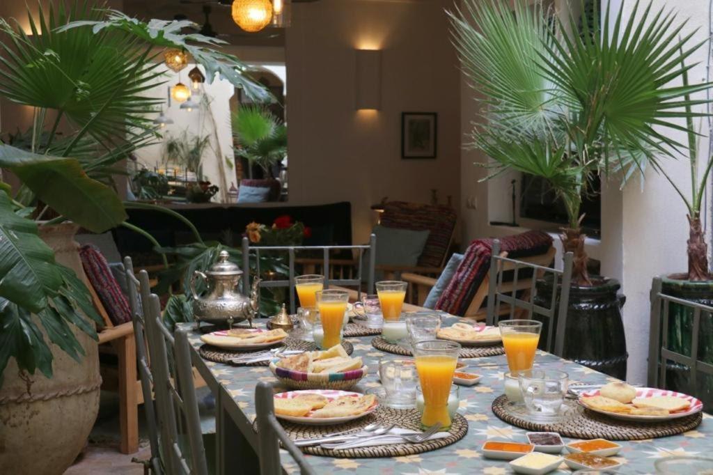 Riad 103 Medina Pool And Hammam Маракеш Екстериор снимка