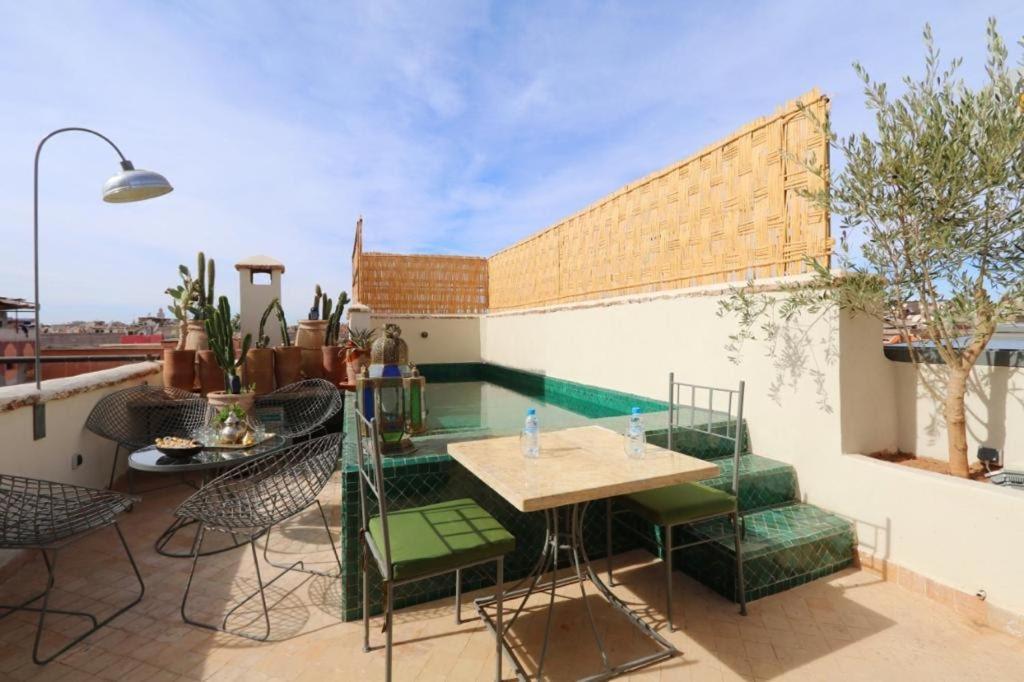 Riad 103 Medina Pool And Hammam Маракеш Екстериор снимка