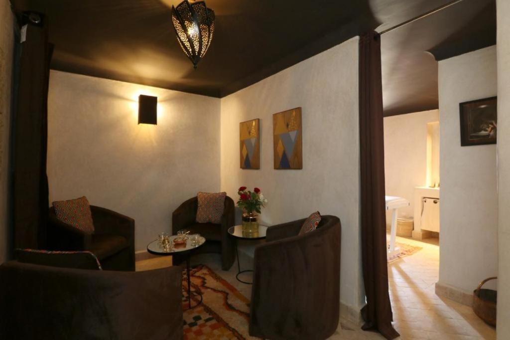 Riad 103 Medina Pool And Hammam Маракеш Екстериор снимка